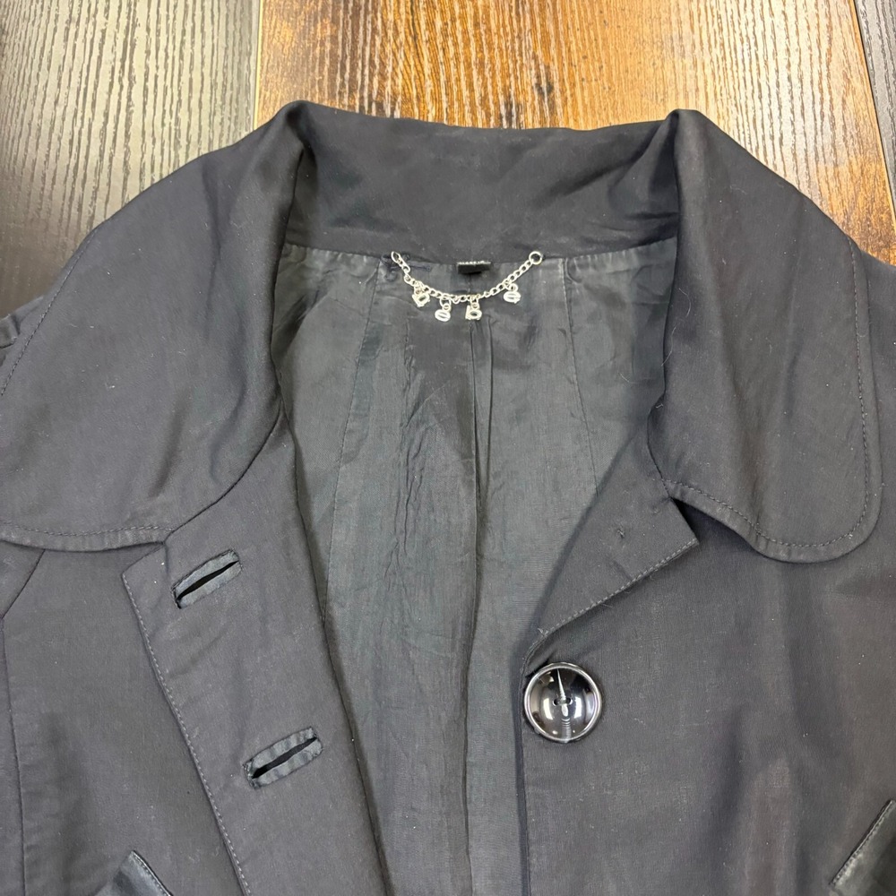 Bebe Dressy Blazer Jacket Womens SIZE 4 Black Cropped Lining Buttons READ - Picture 3 of 7